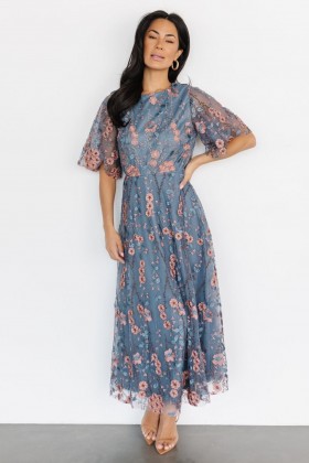  발틱 본 아라벨라 자수 튤 맥시 드레스 블루 + 핑크 | 의류 맥시 드레스