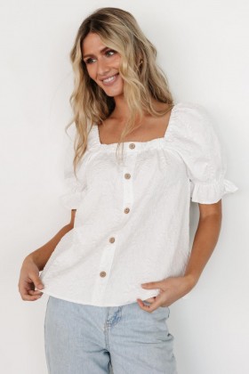  발틱 태생 다롄 엠보싱 탑 오프 화이트 | 의류 블라우스 + 셔츠