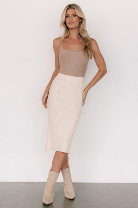  발틱 본 스토미 리브드 미디 스커트 크림 | 의류 미디 드레스